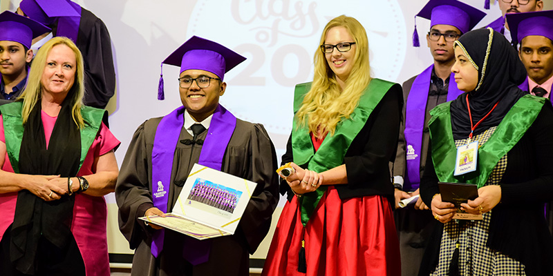 AJI Graduation 2018 19 News 800 x 400 dimensions